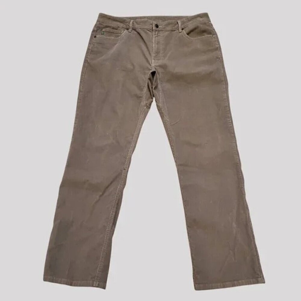 STIO Mens Corduroy Jeans Rivet 16-Wale 5-Pocket Design in Khaki/Tan SZ 38R